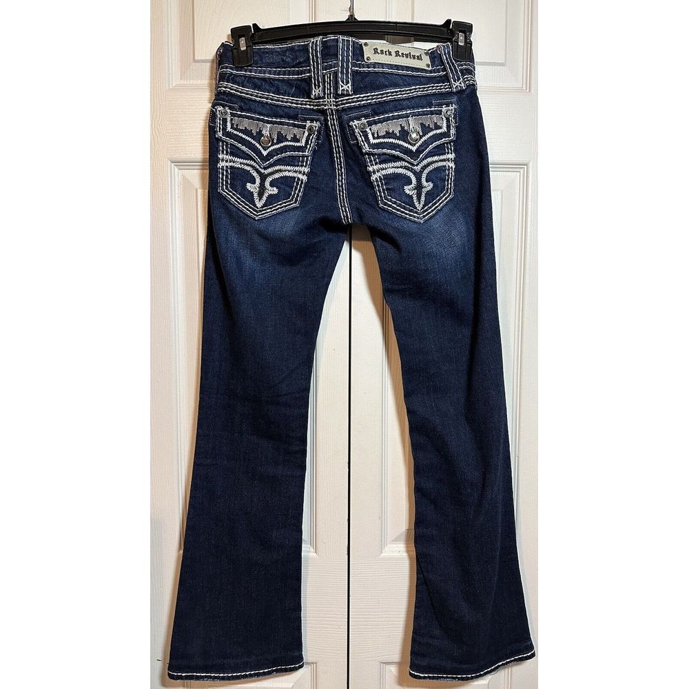 EUC  Women's ROCK REVIVAL Molly Boot Rhinestone Stretch Jeans - Molly B - 27